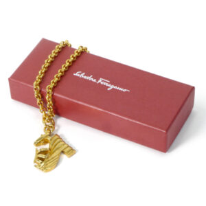 Ferragamo ハイヒール ペンダント(箱付き)