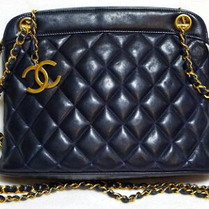 CHANELマトラッセＷチェーンショルダー（濃紺）