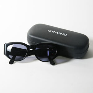 CHANEL ココマーク サングラス（黒）